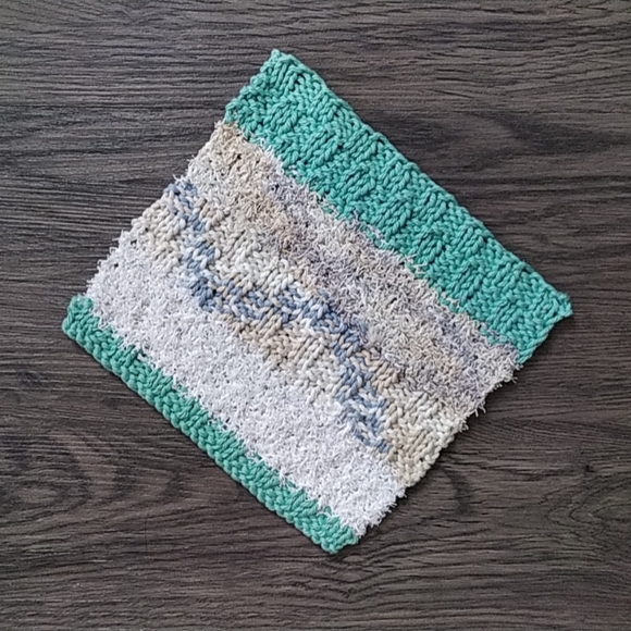 Scrubbing Stripes Dish Cloths - Picture 4 of 6